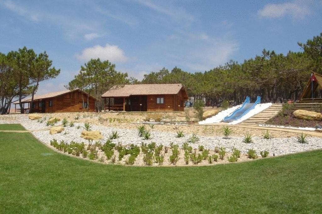 Отель Ericeira Camping & Bungalows Экстерьер фото